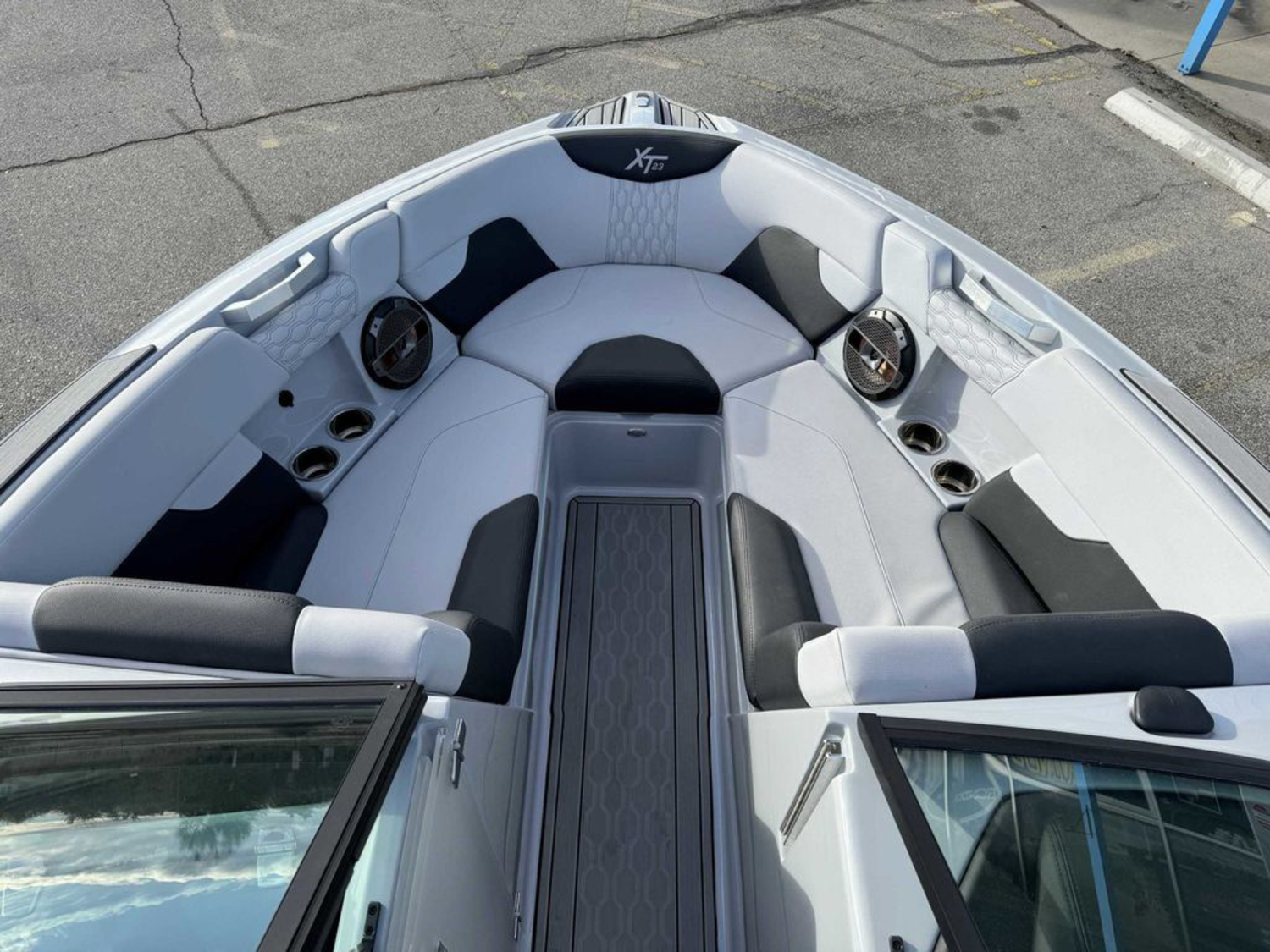 2022 Mastercraft XT23