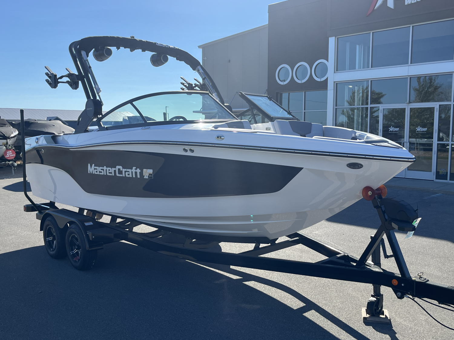 2025 MasterCraft XT22T