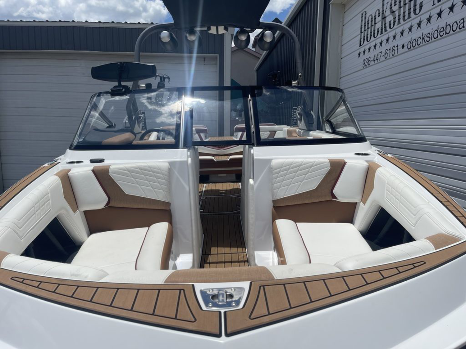 2021 Nautique Super Air Nautique G23