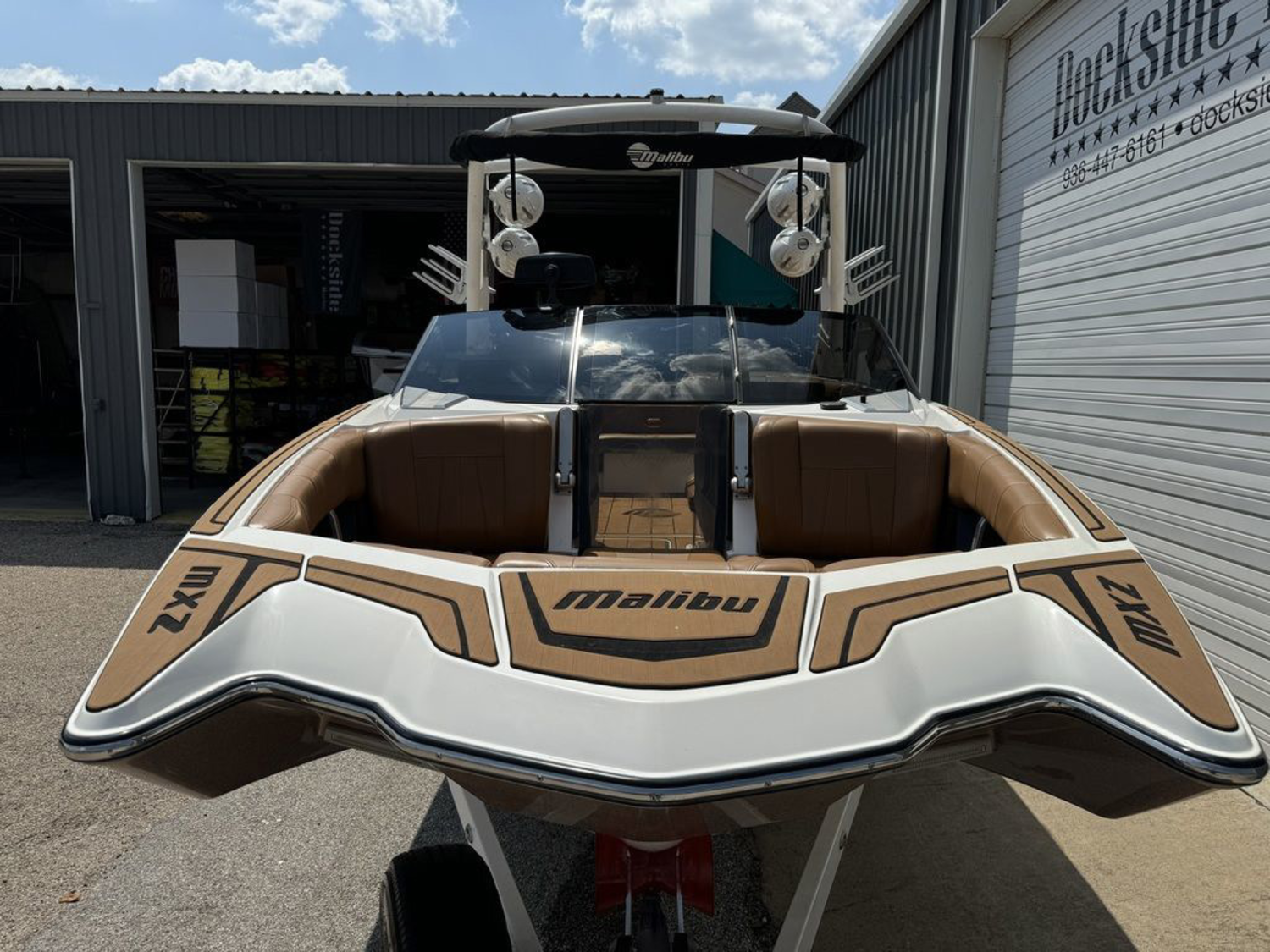 2020 Malibu Boats 23 MXZ