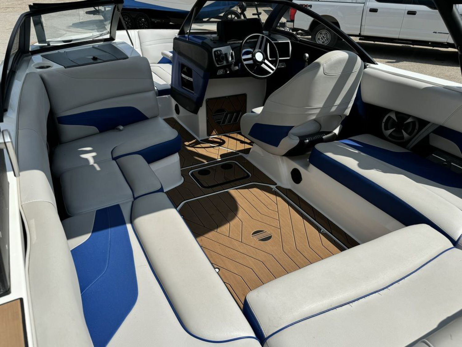 2018 Malibu Boats 22 MXZ