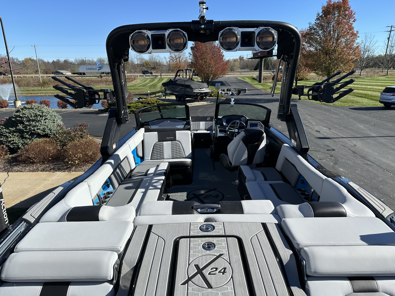 2022 MasterCraft X24
