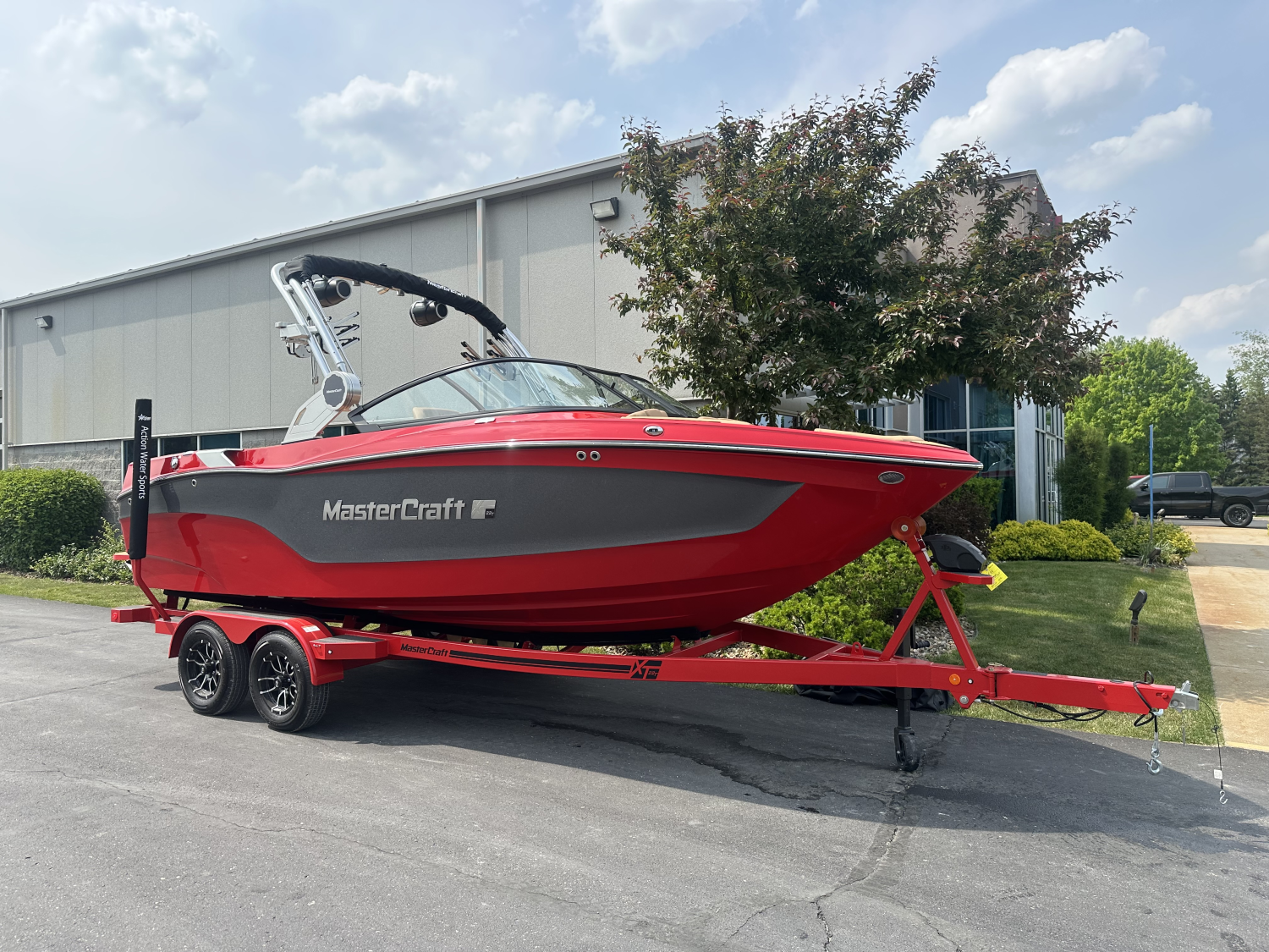2025 MasterCraft XT22T