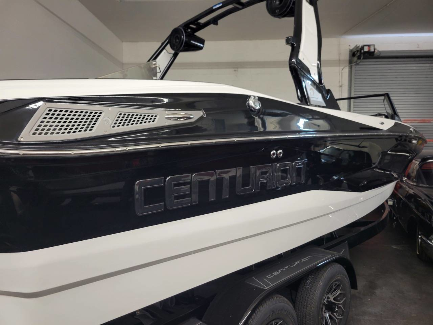 2025 Centurion NV233