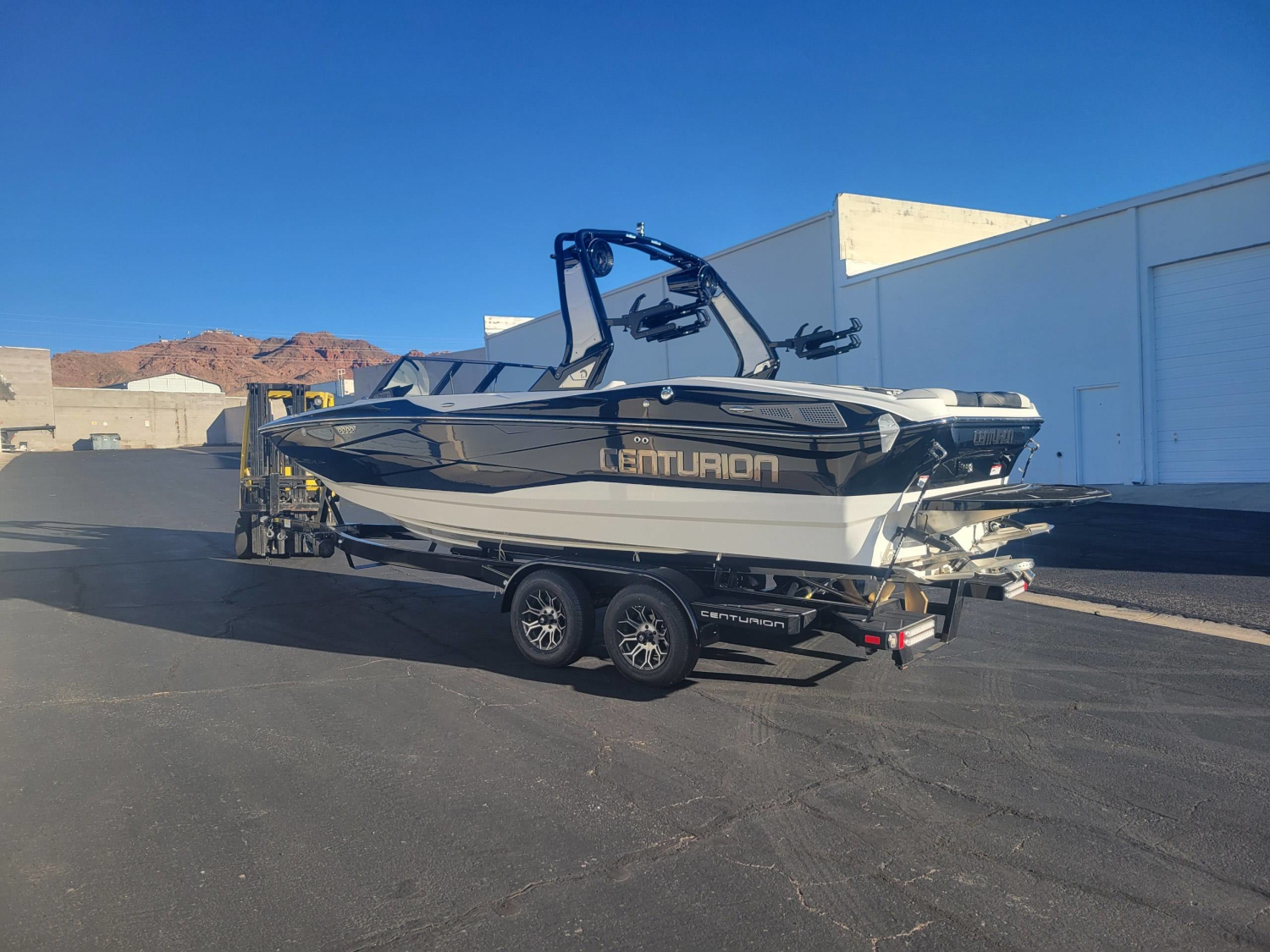 2025 Centurion NV233