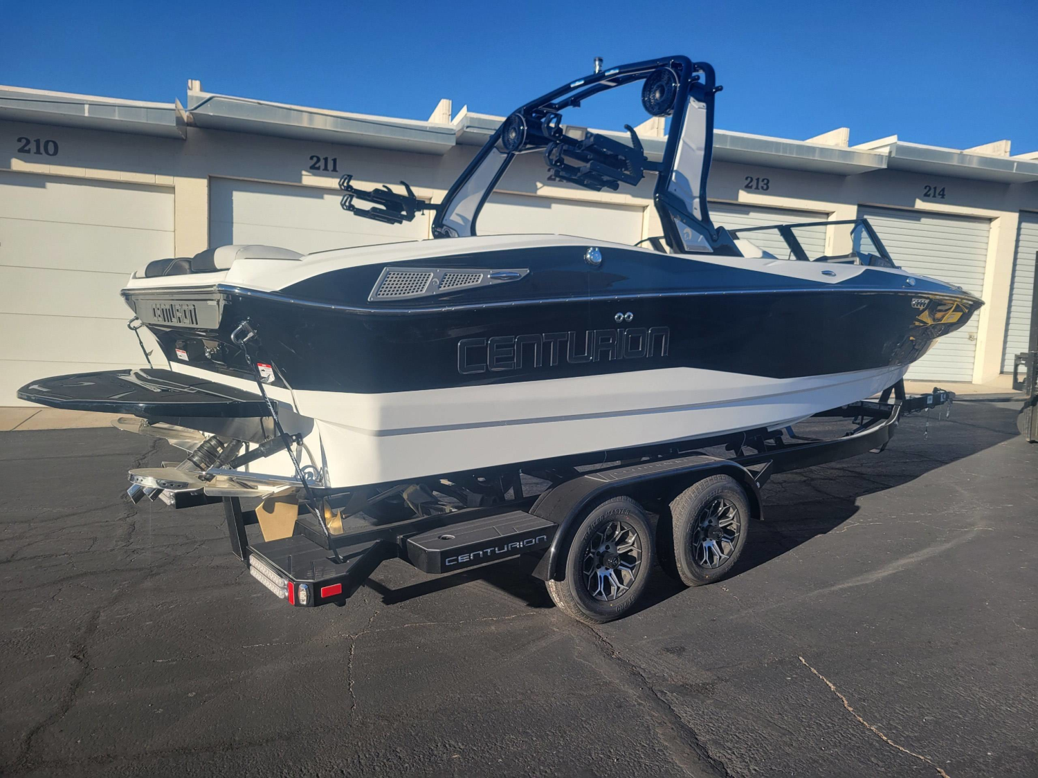 2025 Centurion NV233