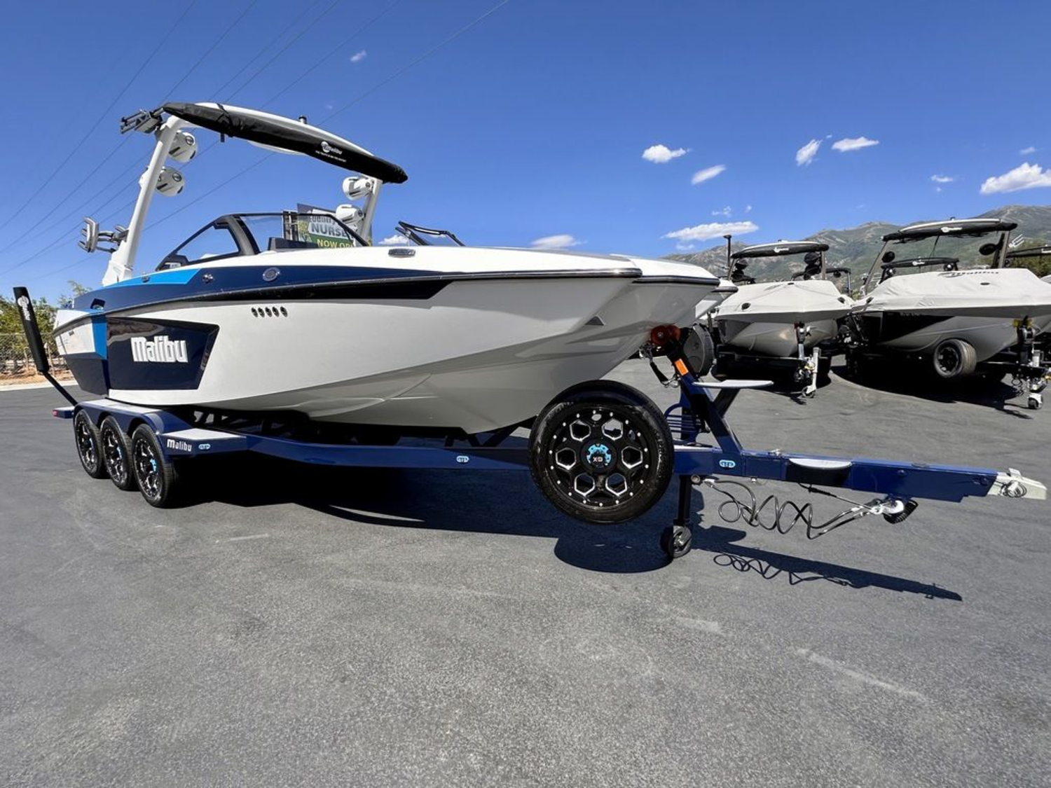 2024 Malibu Boats 24 MXZ