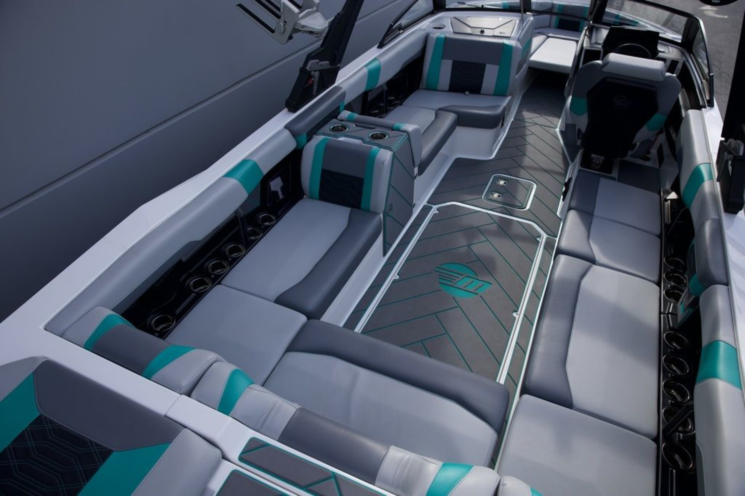 2023 Malibu Boats 26 LSV