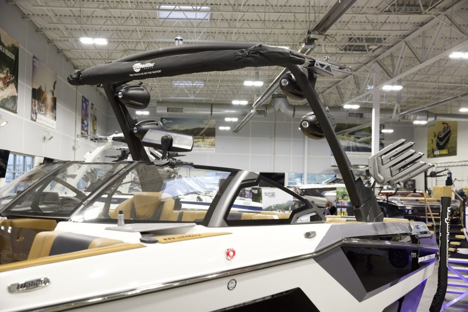 2025 Malibu Boats 22 MXZ