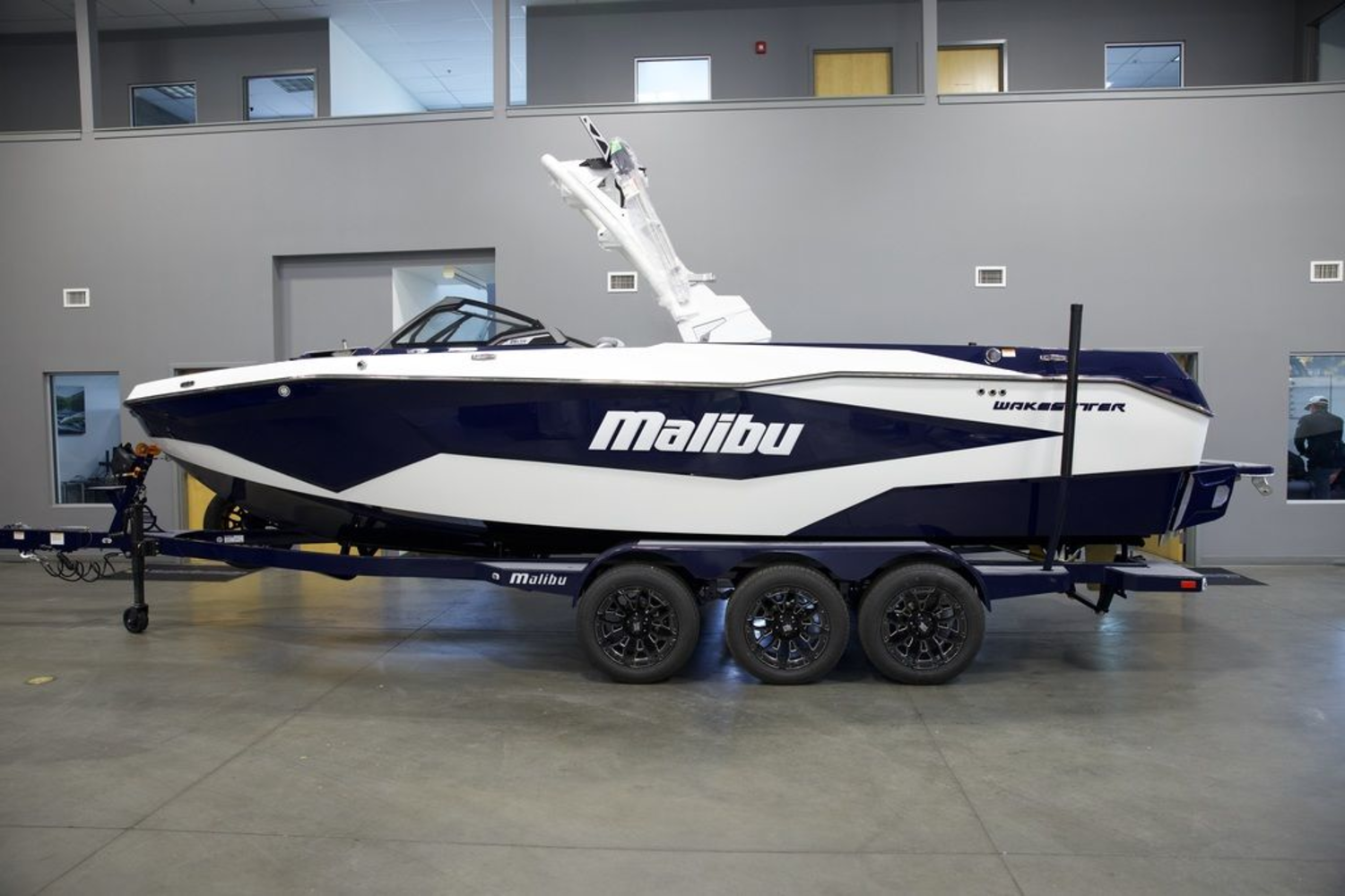 2025 Malibu Boats 25 LSV