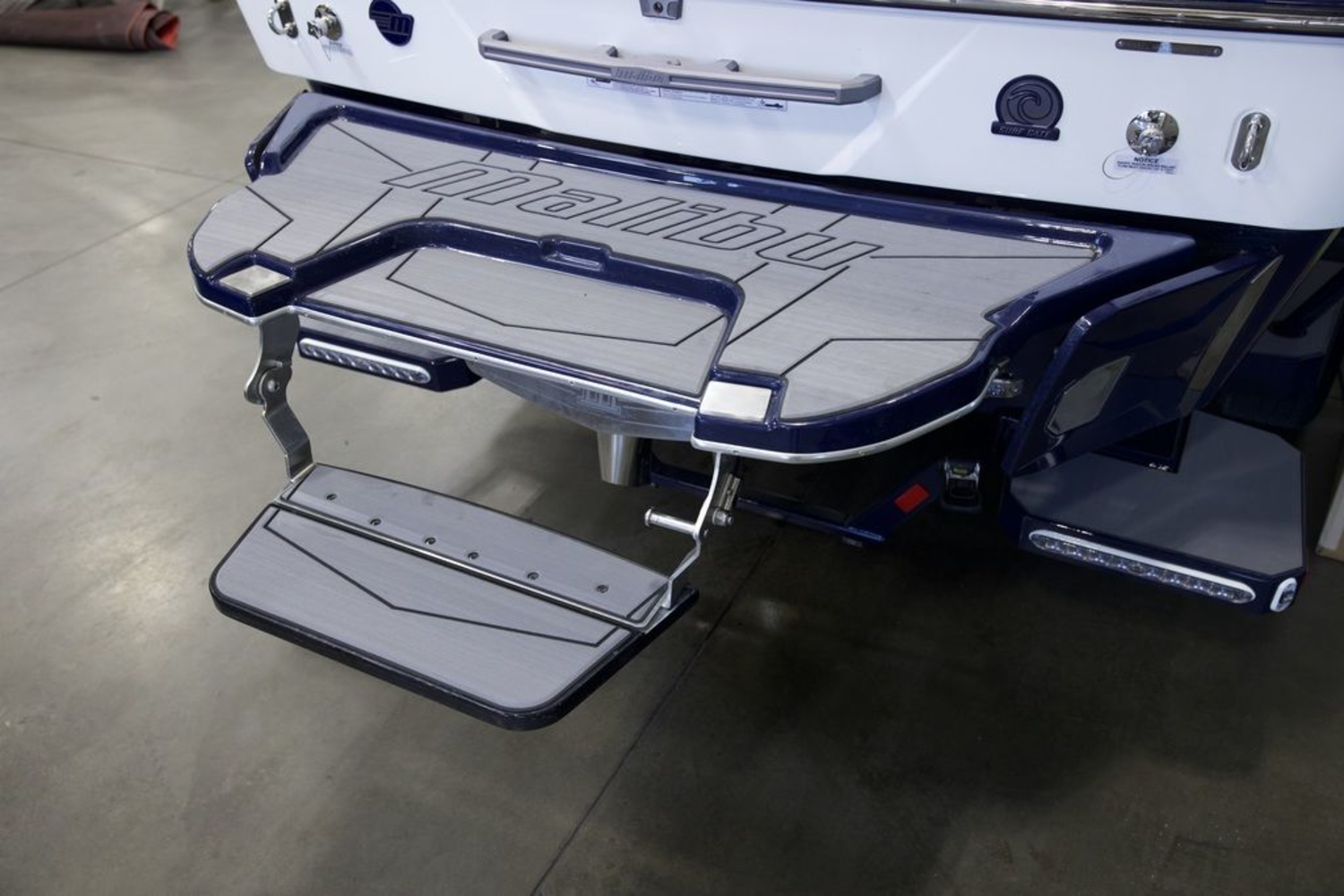 2025 Malibu Boats 25 LSV