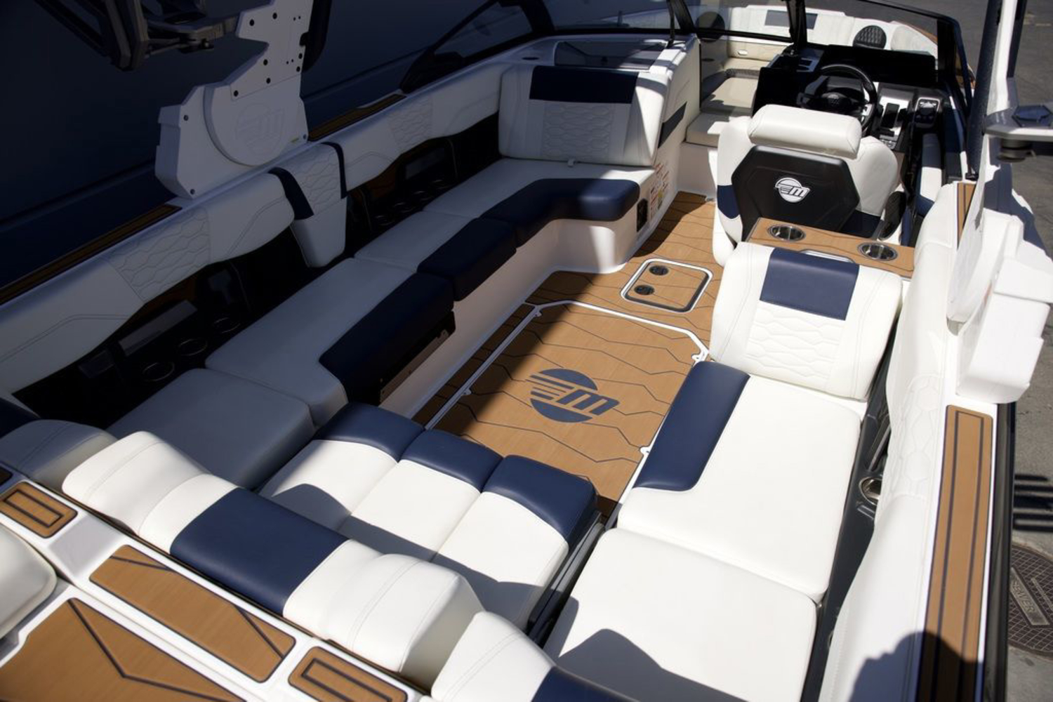 2025 Malibu Boats 24 MXZ