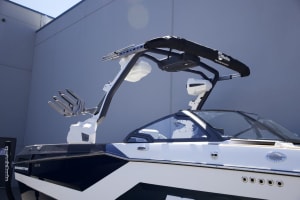 2025-malibu-wakesetter-24-mxz-98800-image7
