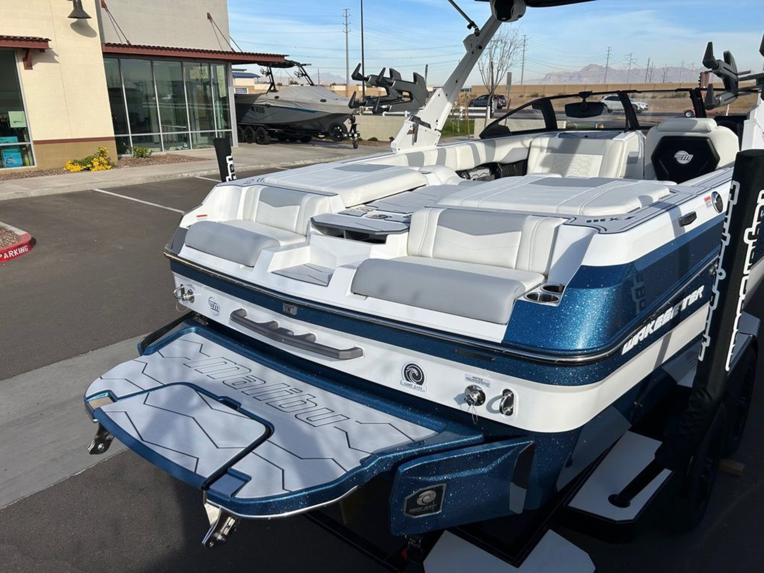 2025 Malibu Boats 23 MXZ