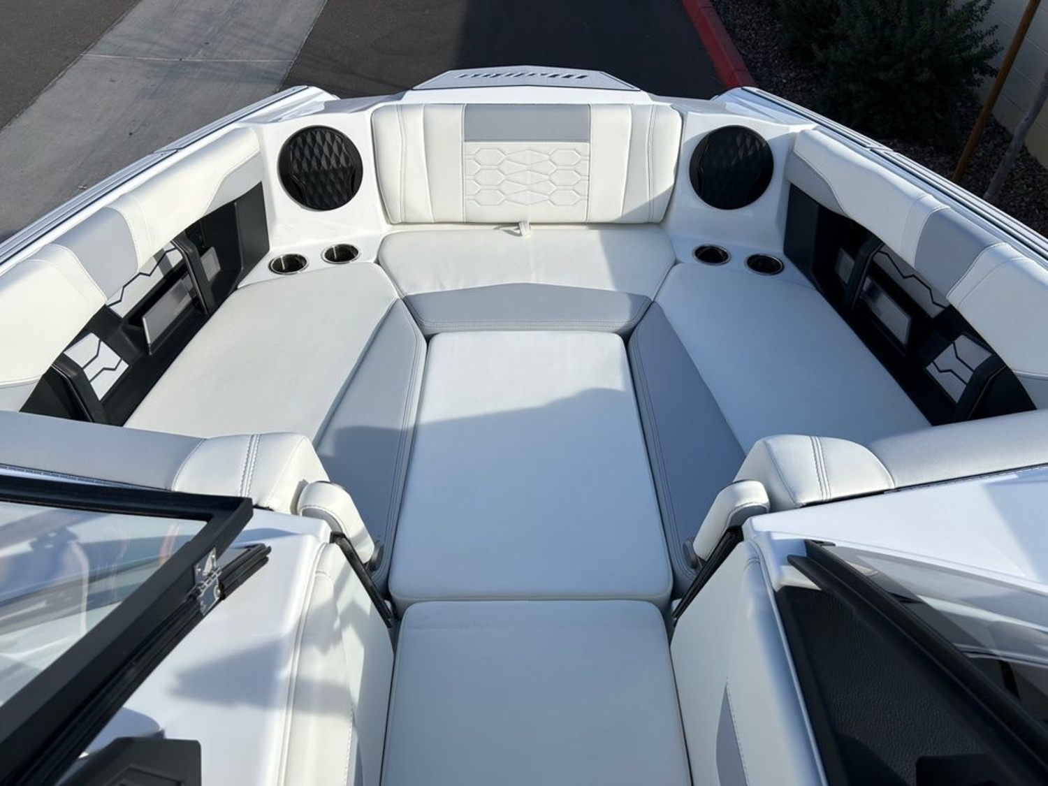 2025 Malibu Boats 23 MXZ