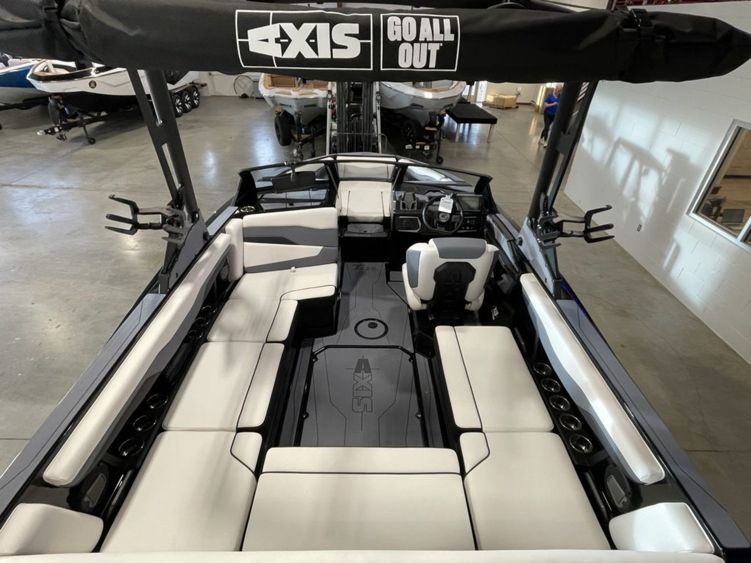 2025 Axis Wake Research T220