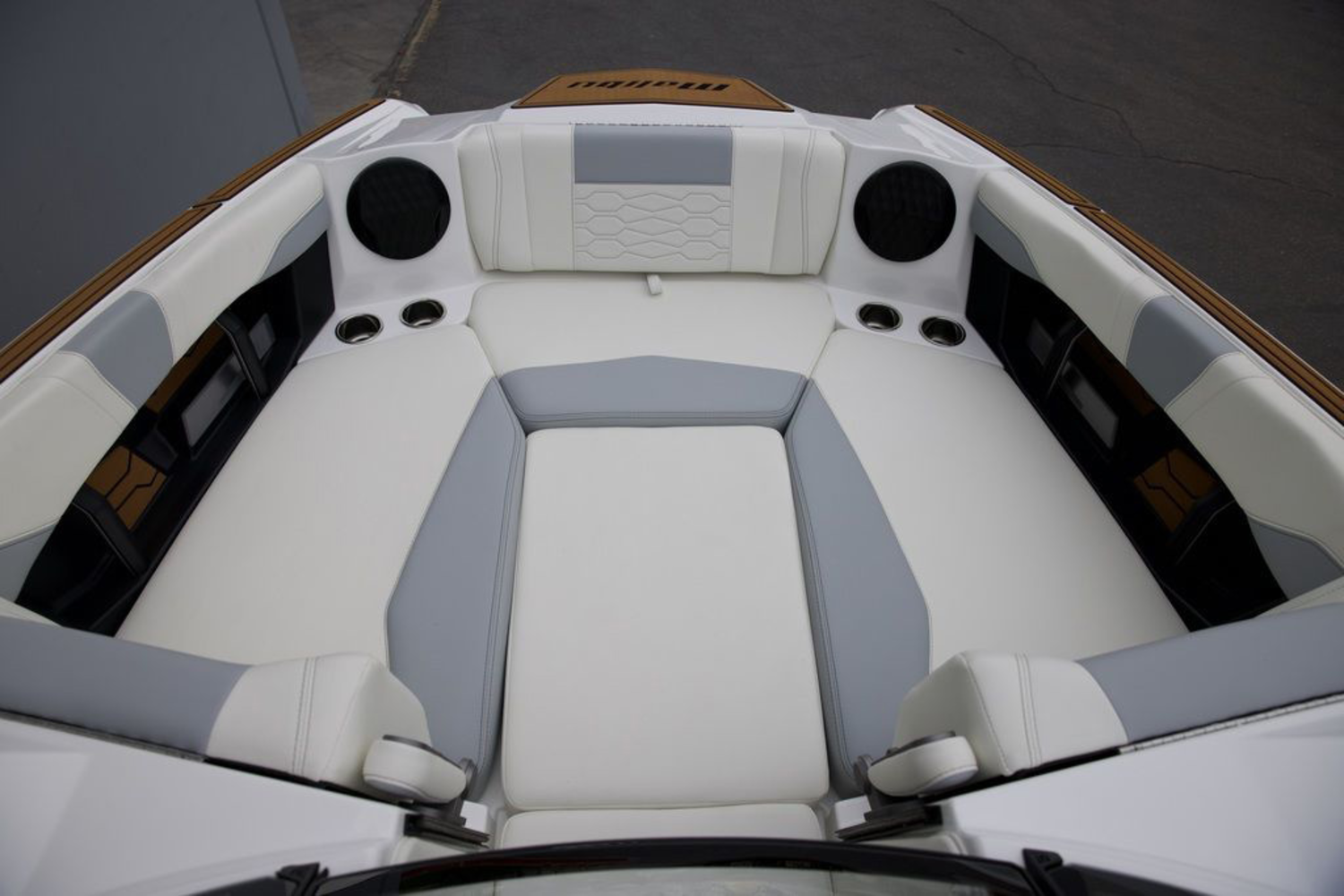 2025 Malibu Boats 23 MXZ