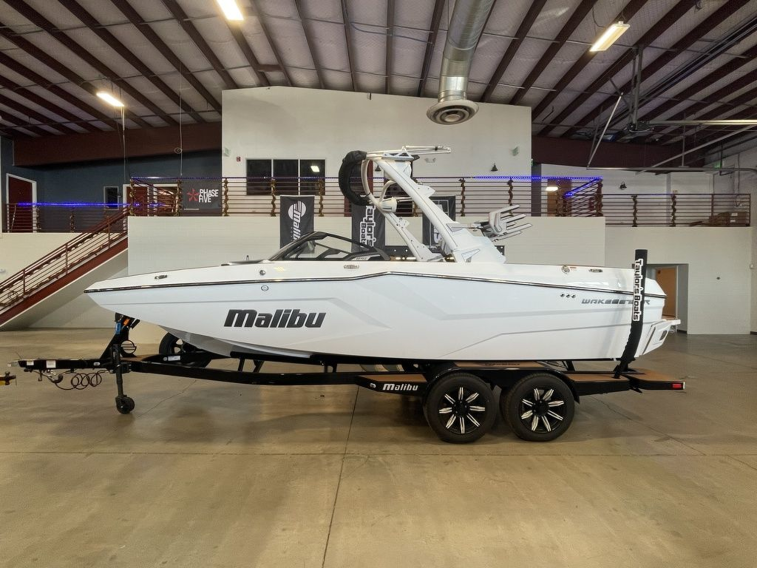 2025 Malibu Boats 22 MXZ