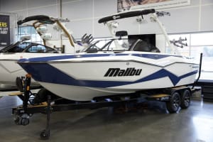 2025-malibu-wakesetter-22-lsv-98830-image2