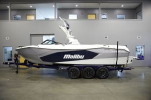 2025-malibu-wakesetter-26-lsv-98831-image1