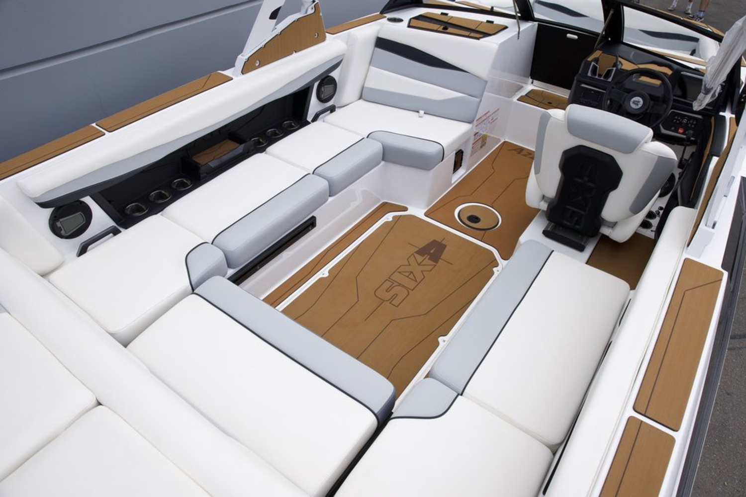 2025 Axis Wake Research A225