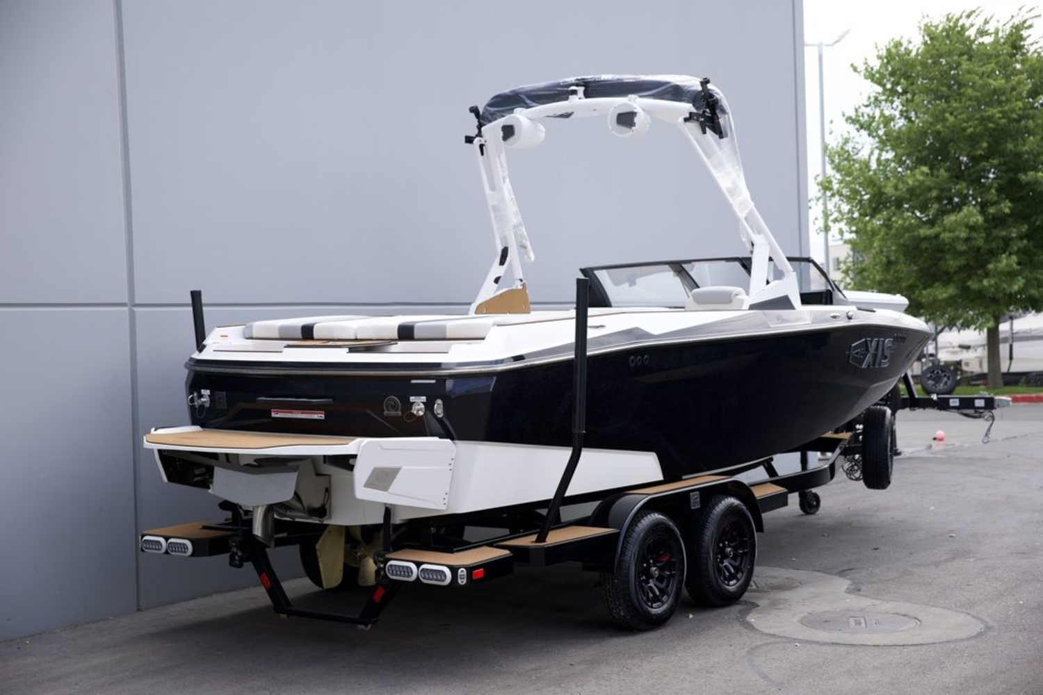 2025 Axis Wake Research A225