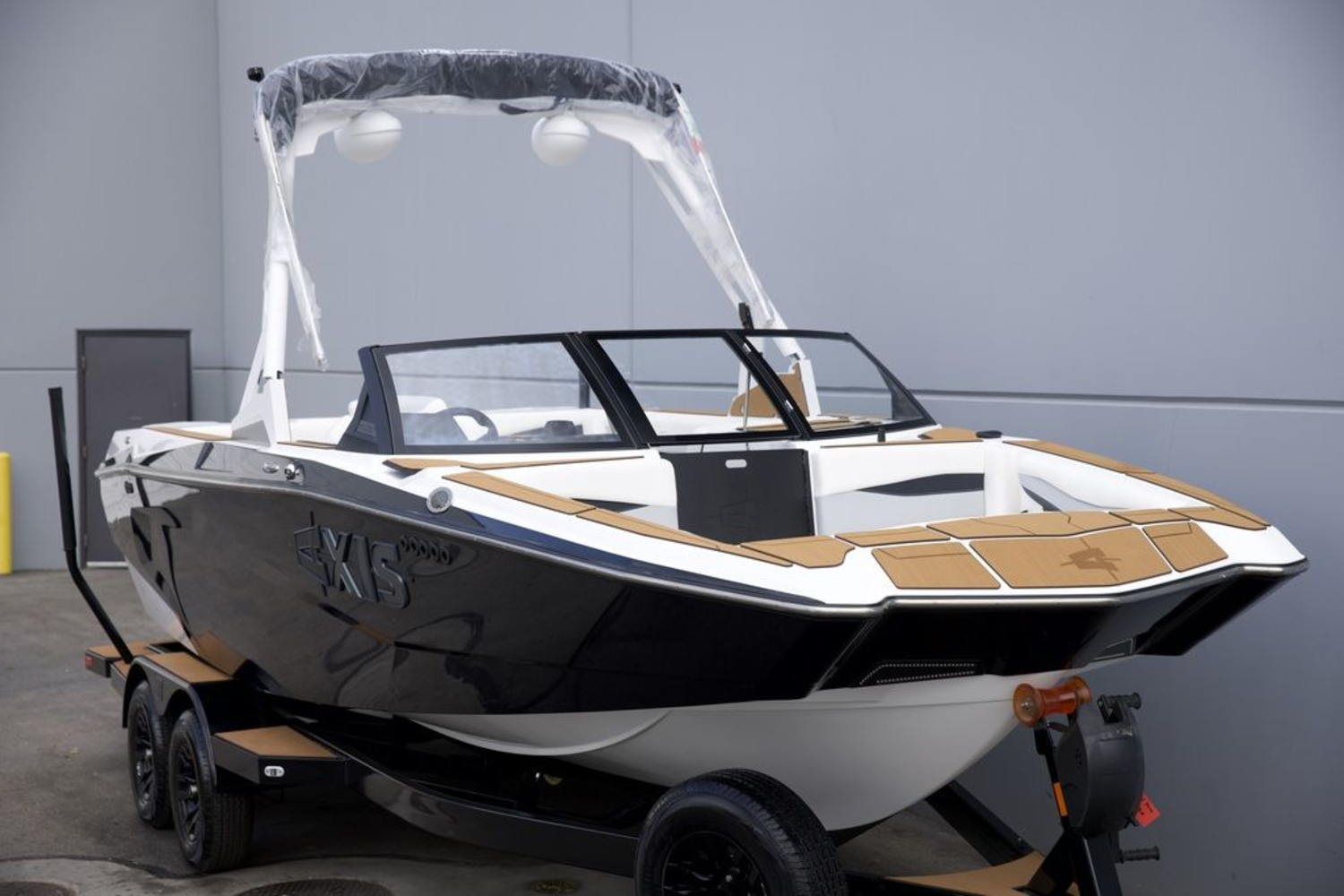 2025 Axis Wake Research A225