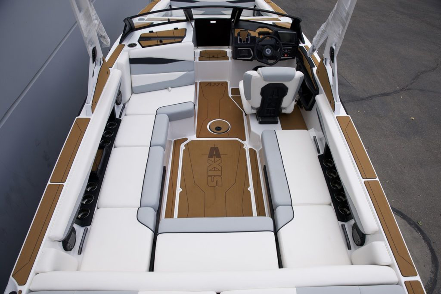 2025 Axis Wake Research A225