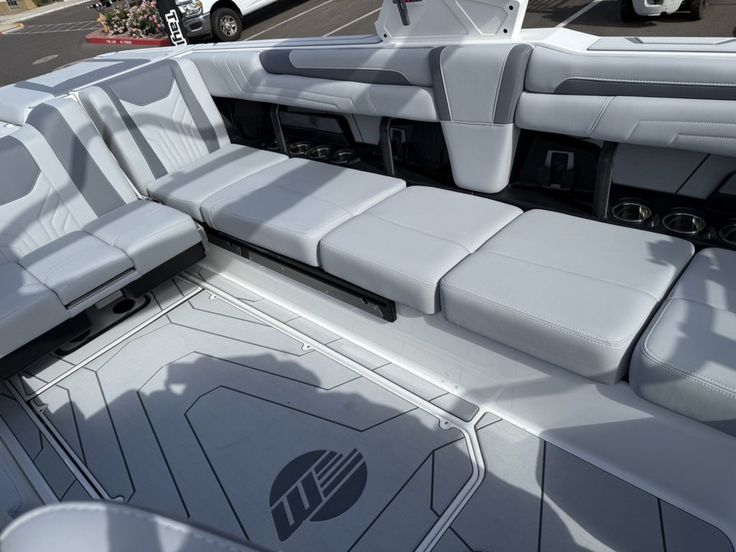 2025 Malibu Boats 25 LSV