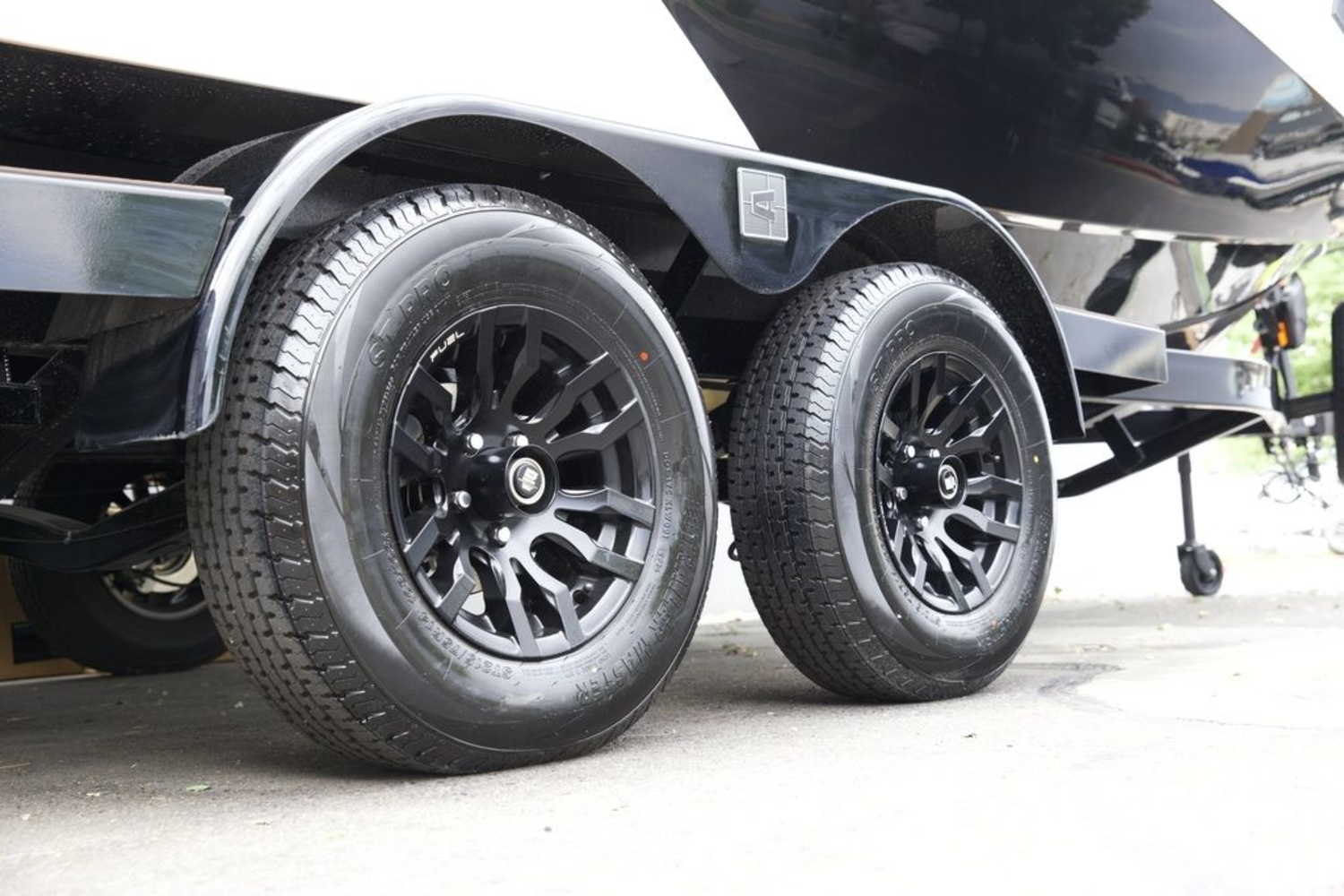 2025 Axis Wake Research A225