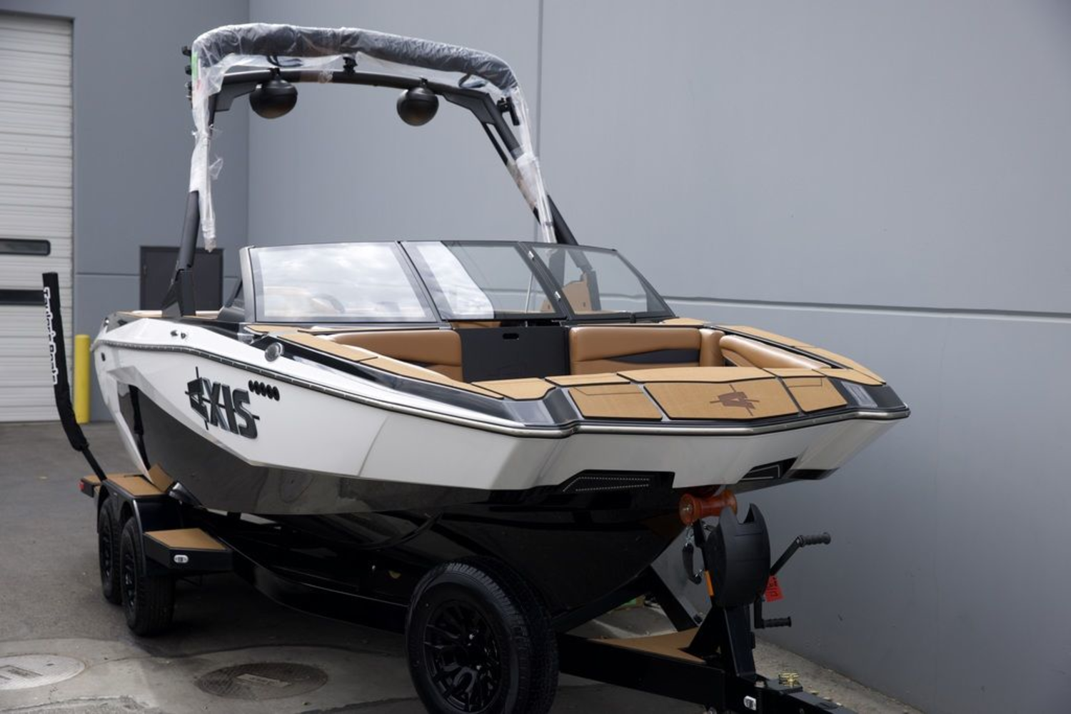 2025 Axis Wake Research A225