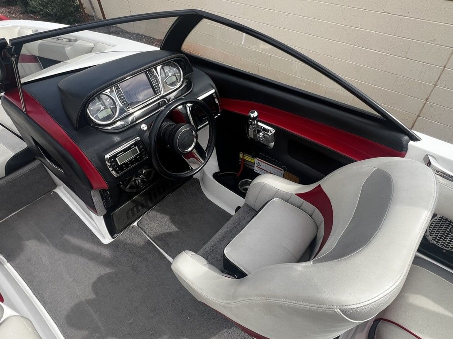 2014 Malibu Boats Wakesetter 24 MXZ