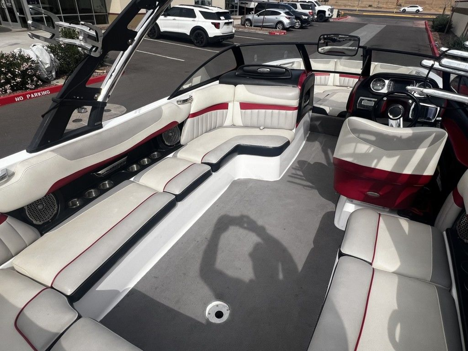 2014 Malibu Boats Wakesetter 24 MXZ