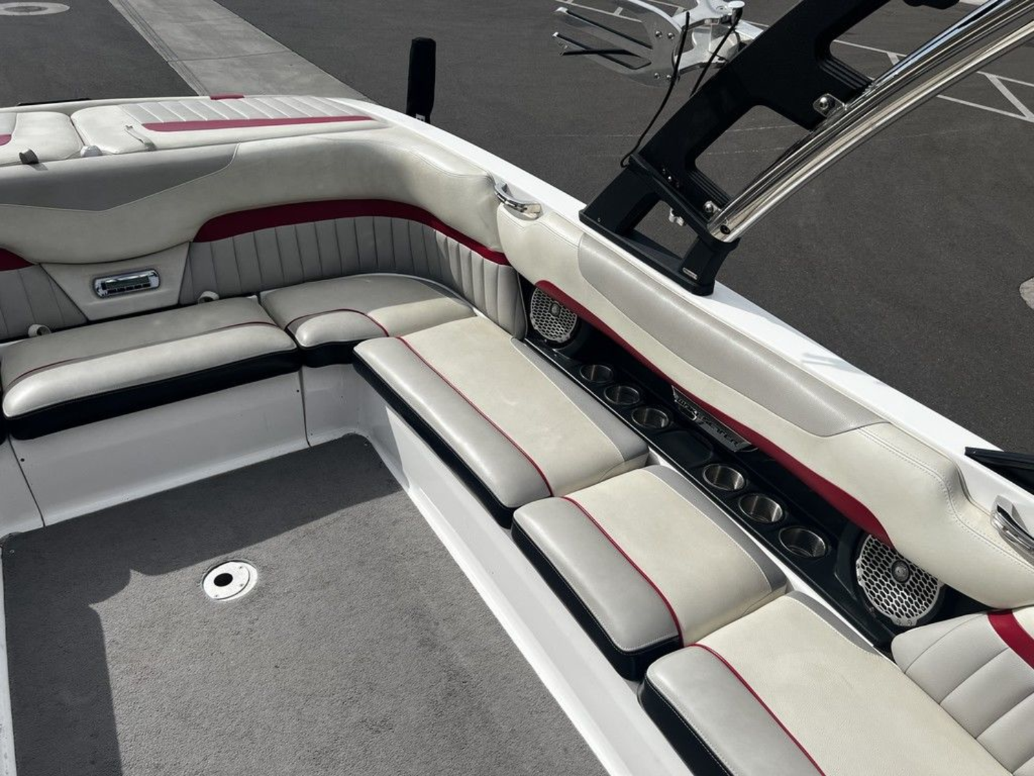 2014 Malibu Boats Wakesetter 24 MXZ