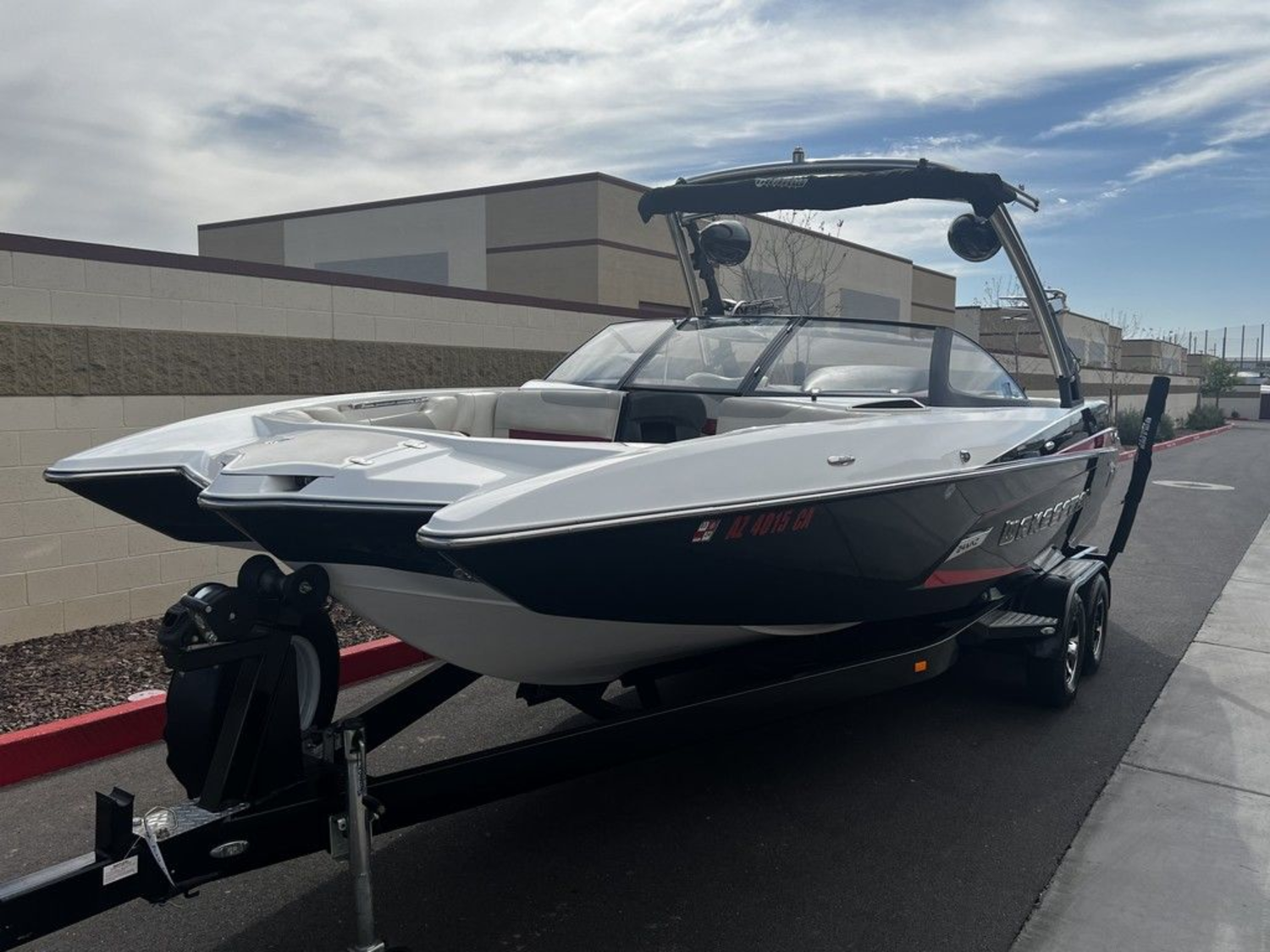 2014 Malibu Boats Wakesetter 24 MXZ