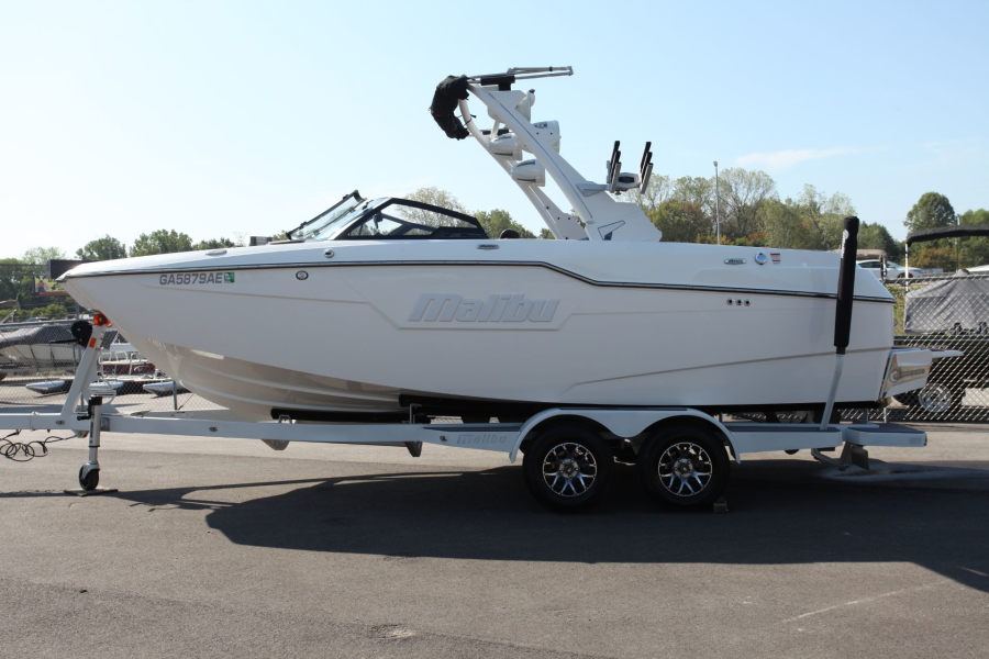 2021 Malibu Boats M220 for sale in Memphis, Tennessee
