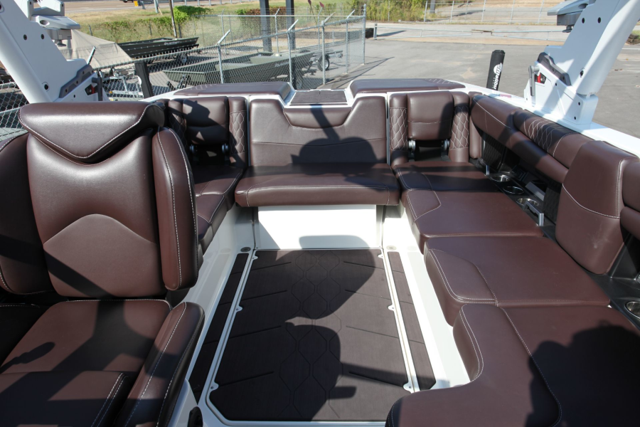 2021 Malibu Boats M220 for sale in Memphis, Tennessee