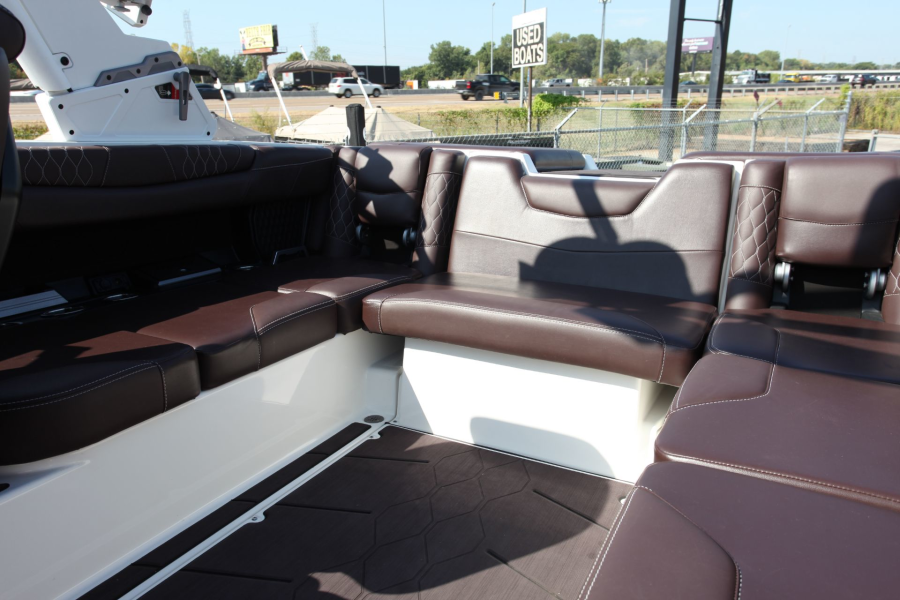 2021 Malibu Boats M220 for sale in Memphis, Tennessee