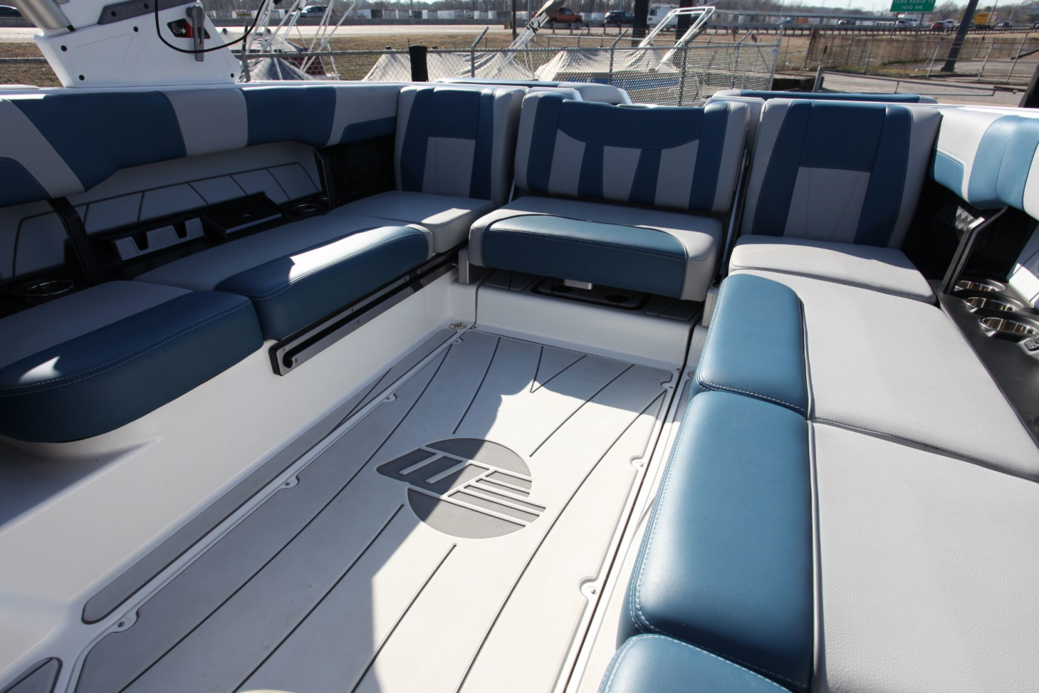 2022 Malibu Wakesetter 23 LSV