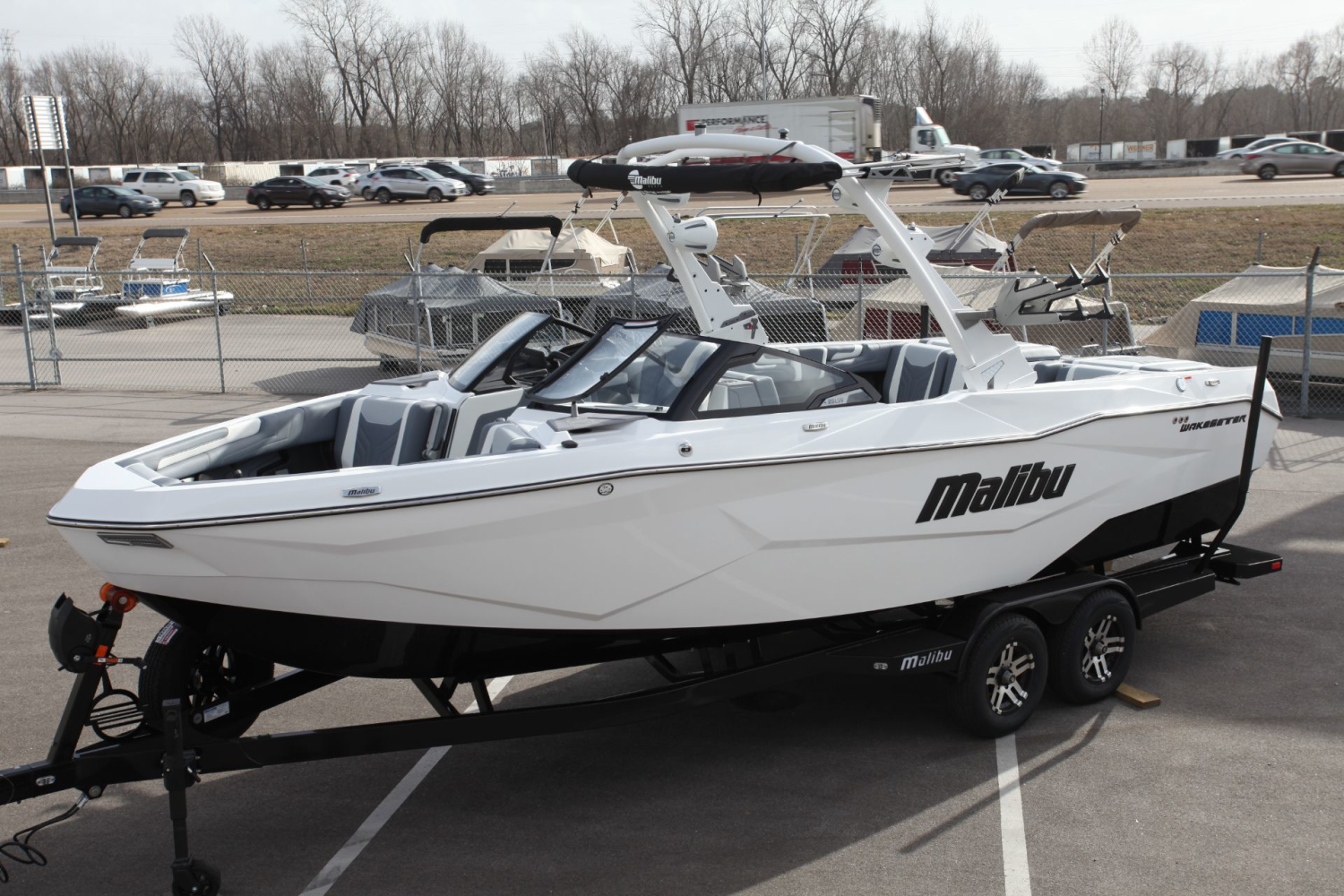 2025 Malibu Wakesetter 25 LSV