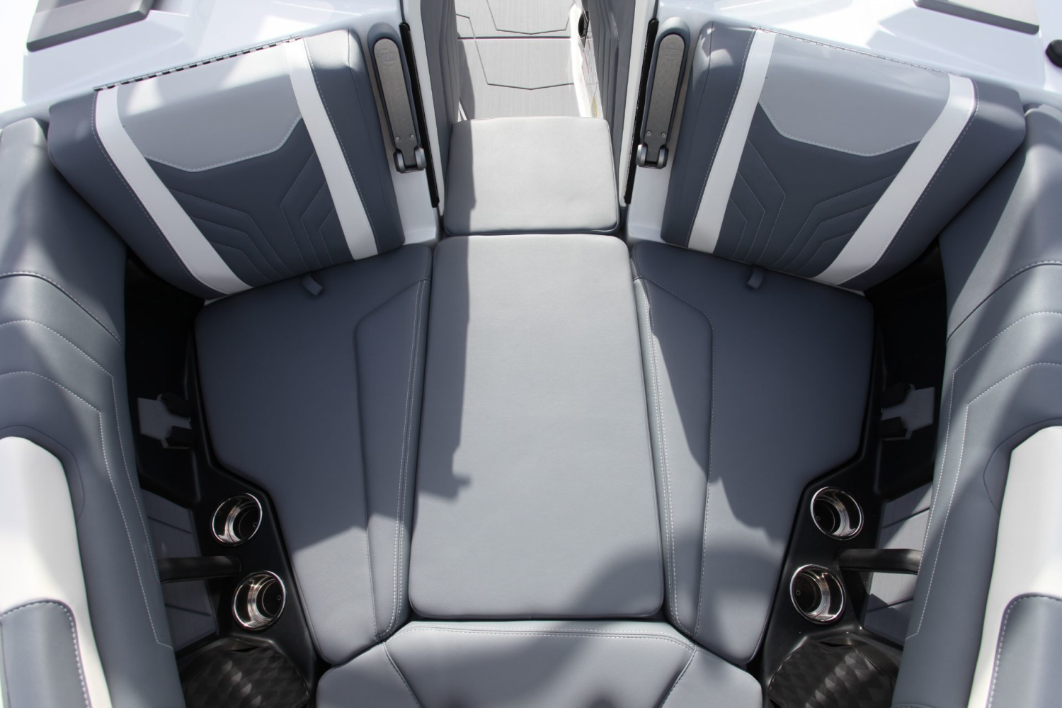 2025 Malibu Wakesetter 25 LSV