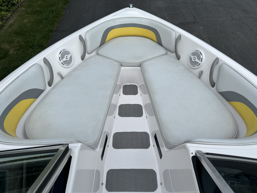 2002 Moomba Boats Outback for sale in Fenton, Michigan