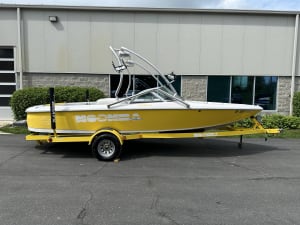 2002-moomba-outback-99892-image1