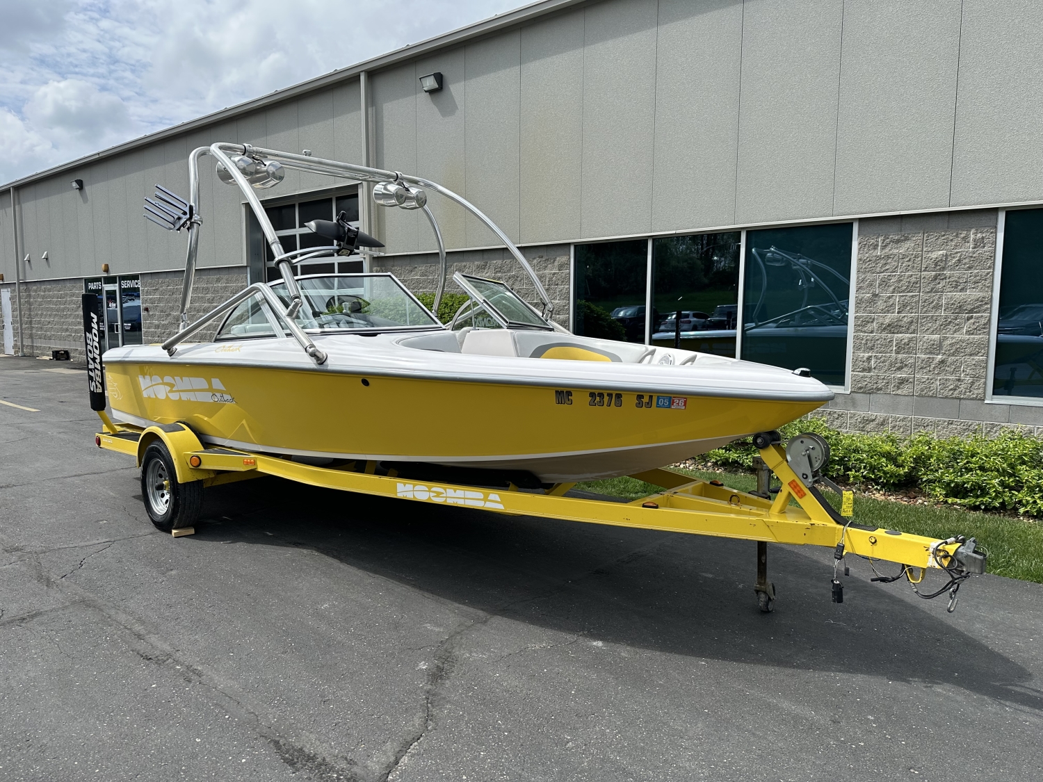 2002 Moomba Outback