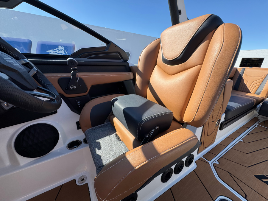 2025 Malibu Boats Wakesetter 25 LSV for sale in Rapid City, South Dakota