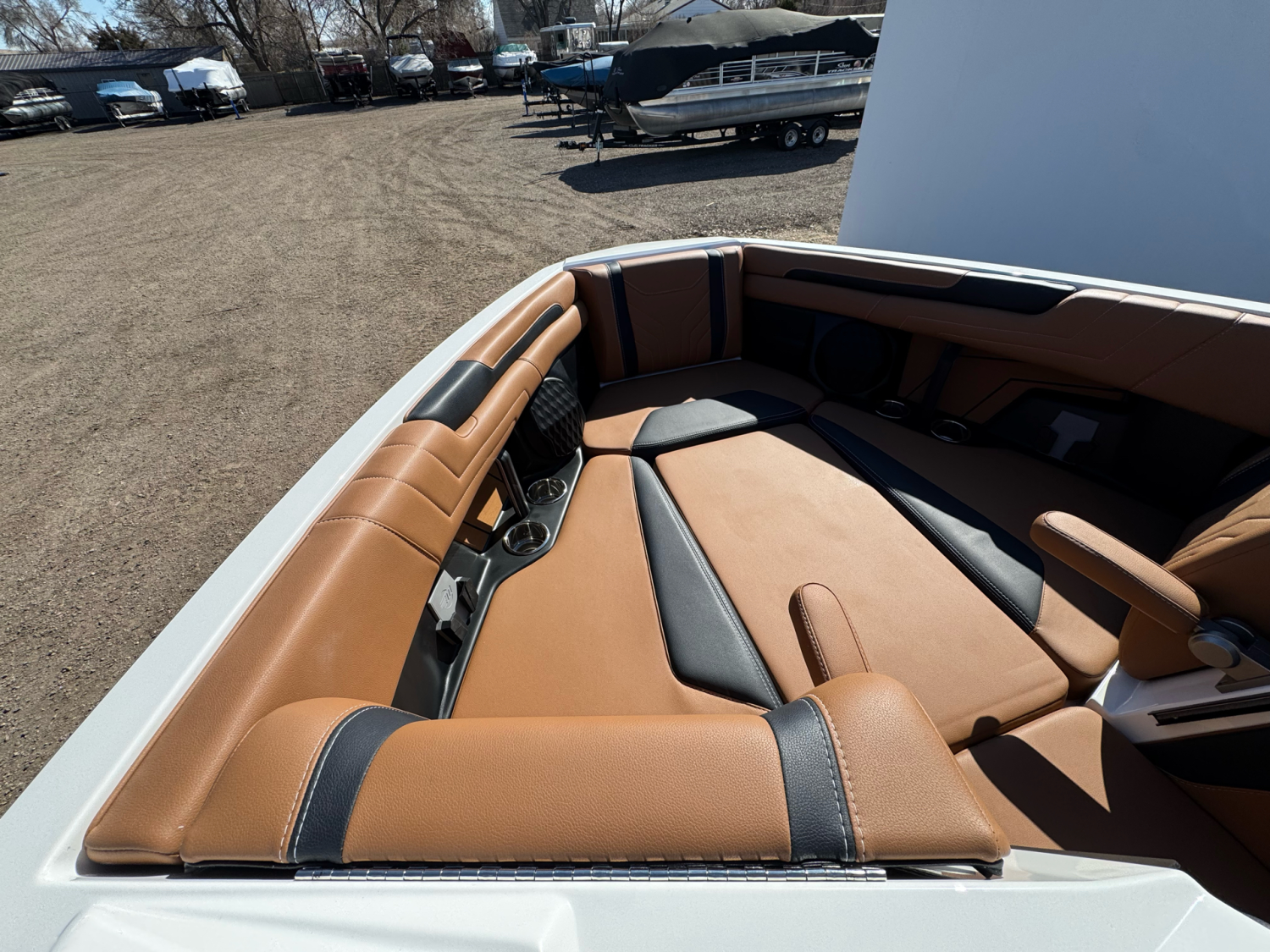 2025 Malibu Wakesetter 25 LSV