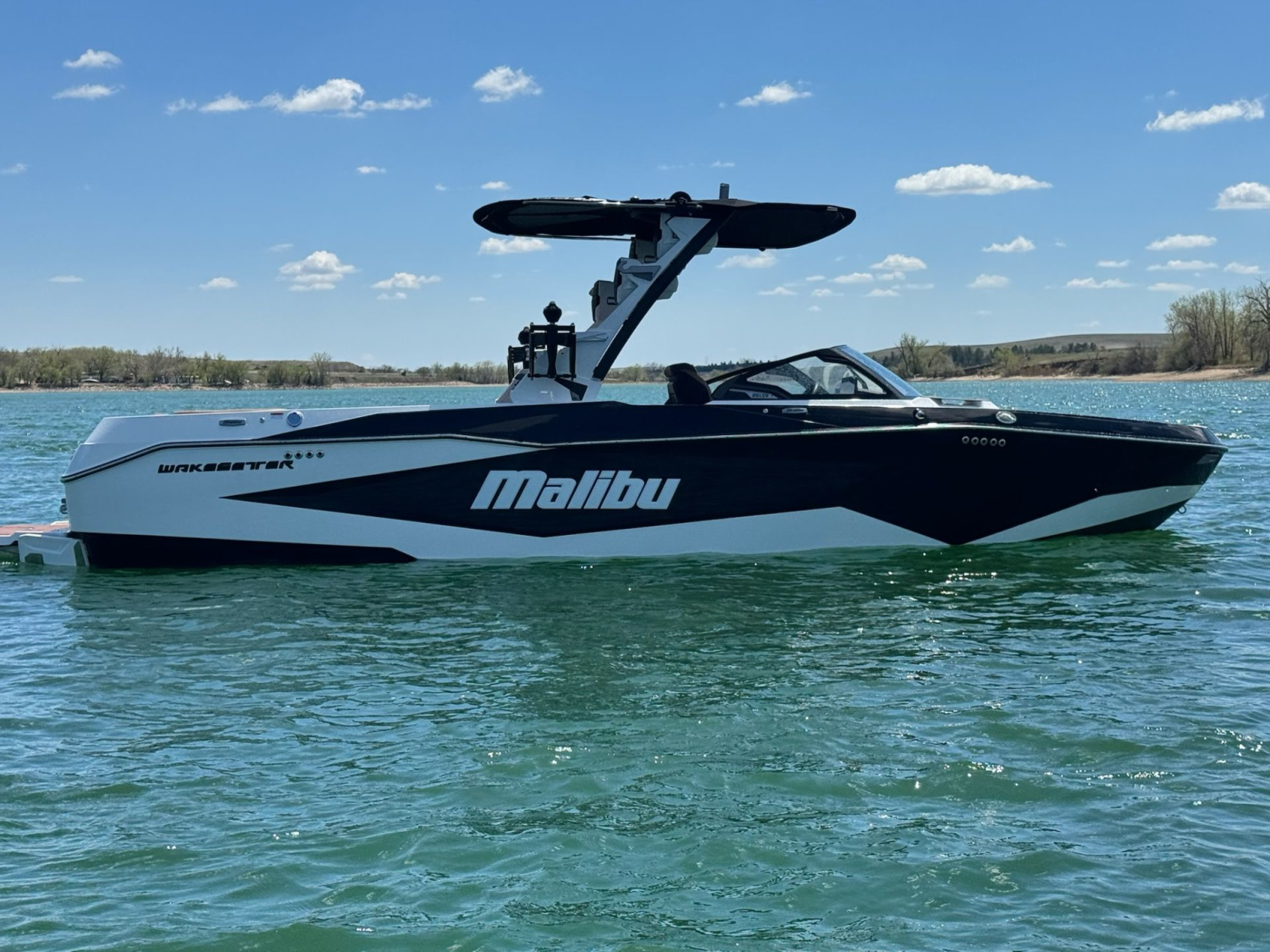 2025 Malibu Wakesetter 25 LSV
