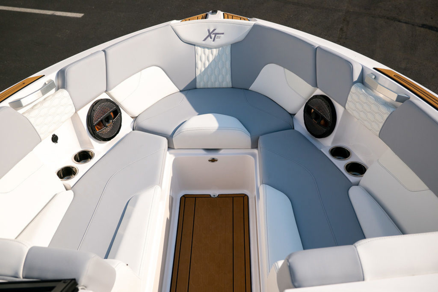 2024 Mastercraft XT25