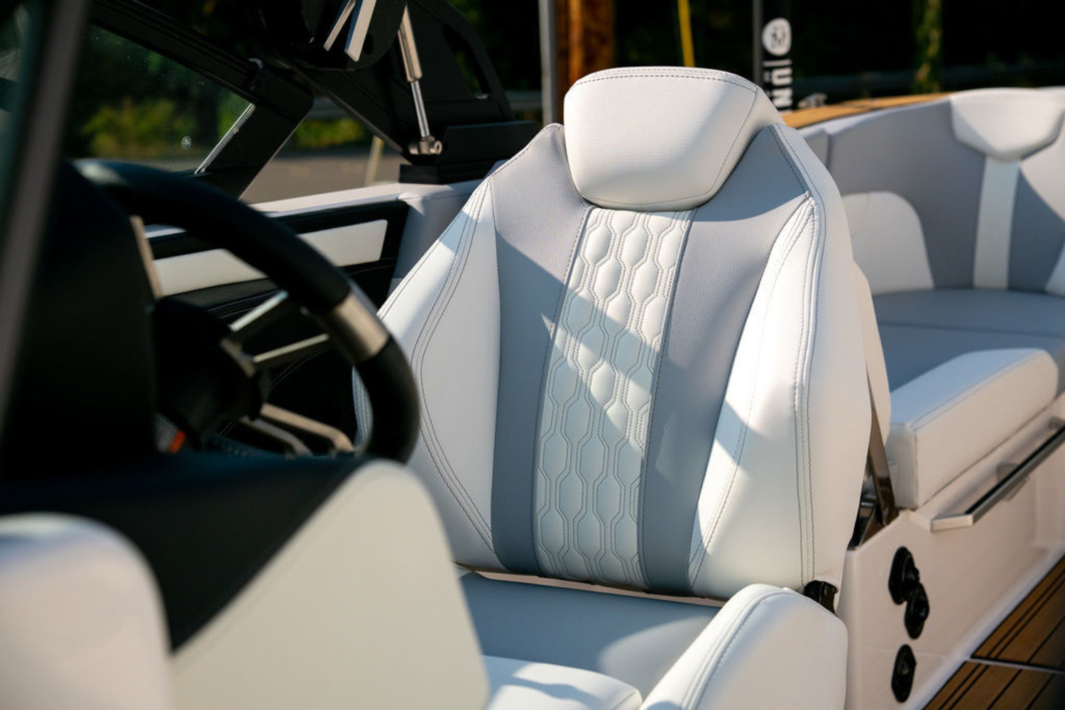 2024 Mastercraft XT25