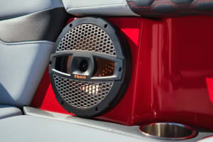 2024-mastercraft-xt24-110909-image11